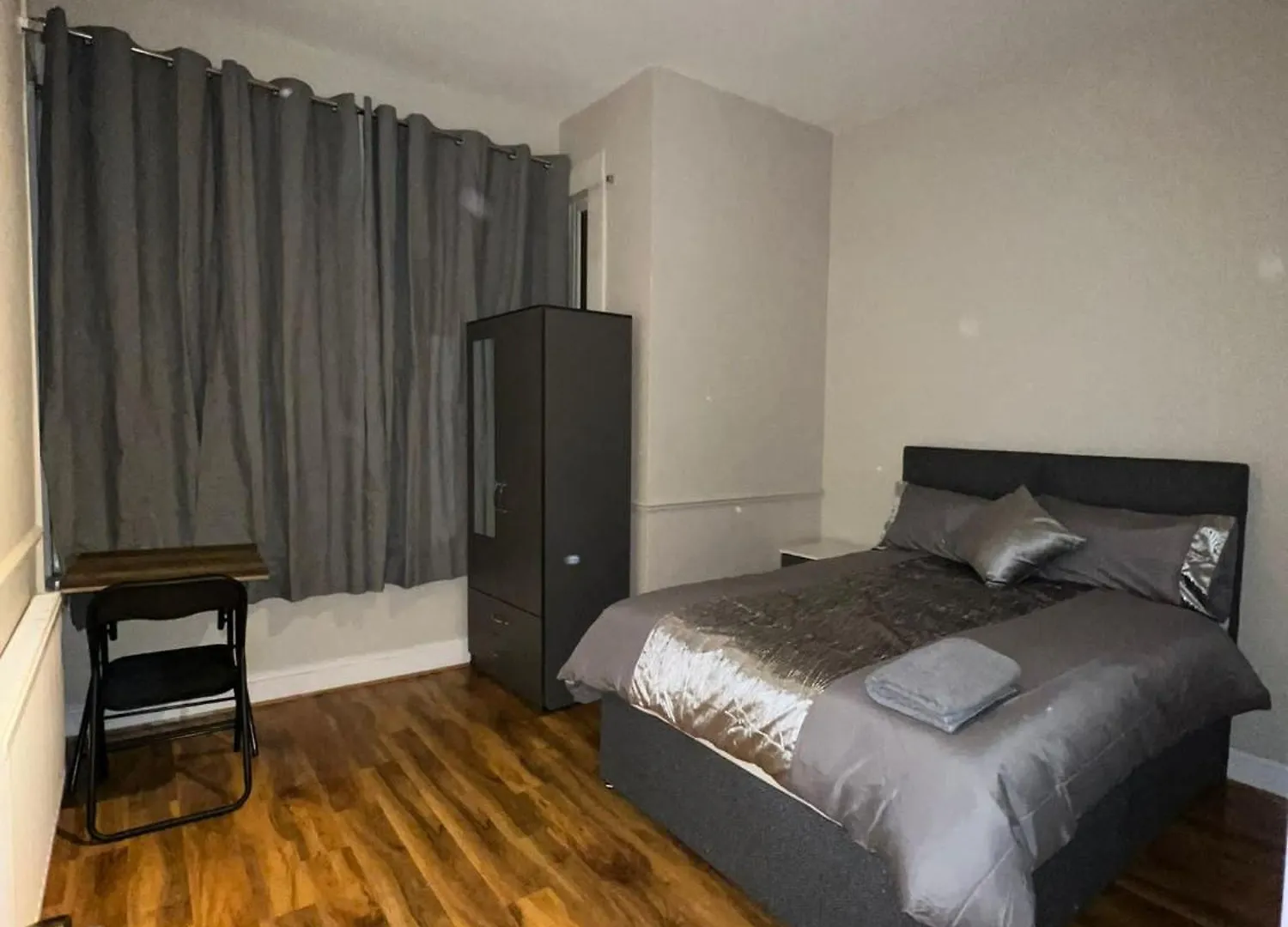 Guest house 3 Bedroom Apartment London